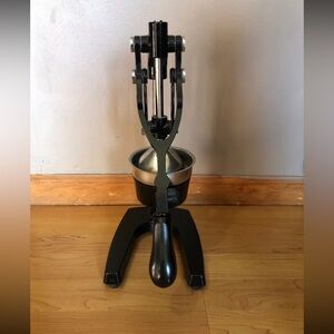 Citrus juicer commercial